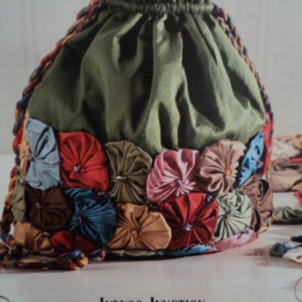 Yo-Yo Fashions pattern idea booklet - Picture 2 of 7